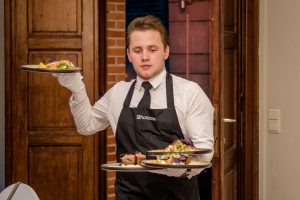 Horecare evenement organiseren Maastricht Heerlen Parkstad Valkenburg Sittard Geleen Heuvelland horecapersoneel catering events