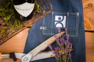 Horecare Denham samenwerking tweede kledinglijn uniek concept events personeel horecare.eu